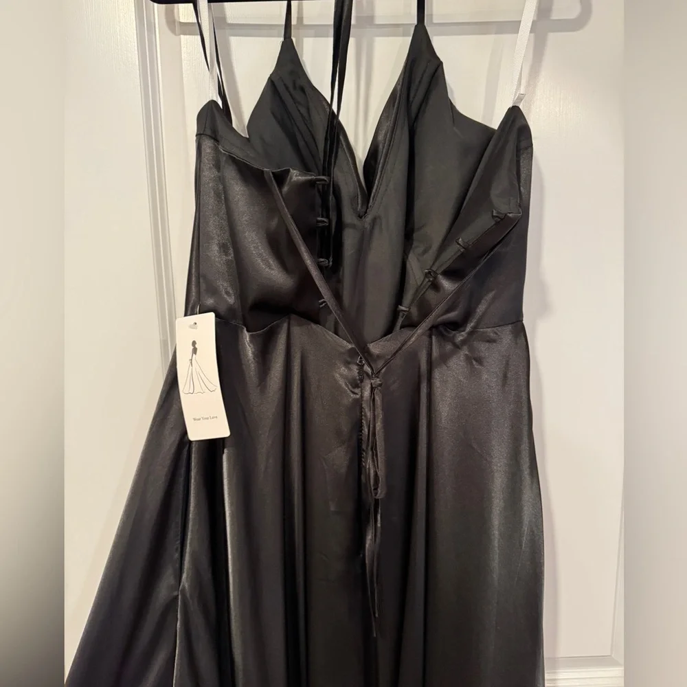 Black Satin Evening Formal Gown - Picture 5 of 6